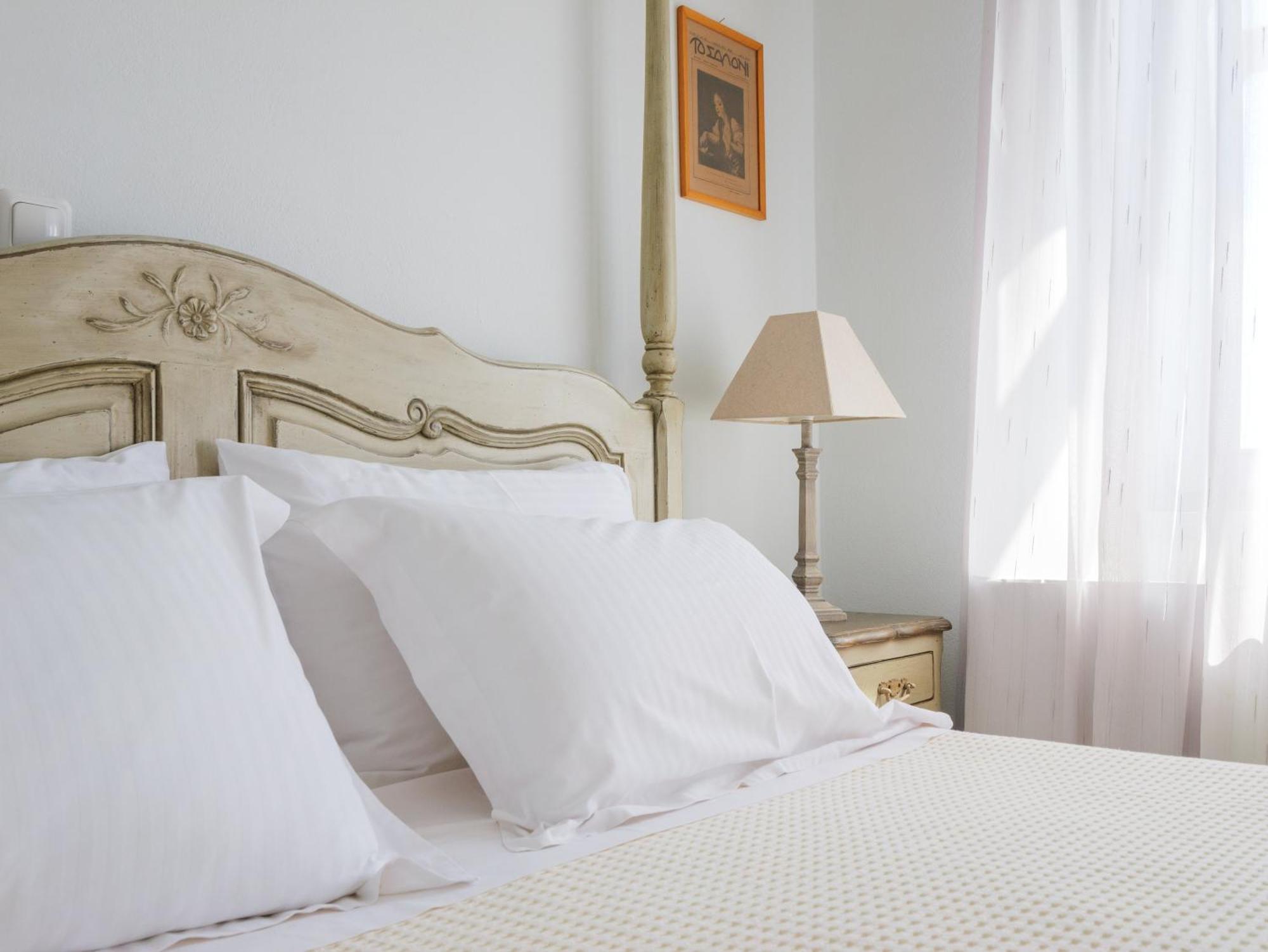 Heliades Maisonettes Митимна Екстериор снимка
