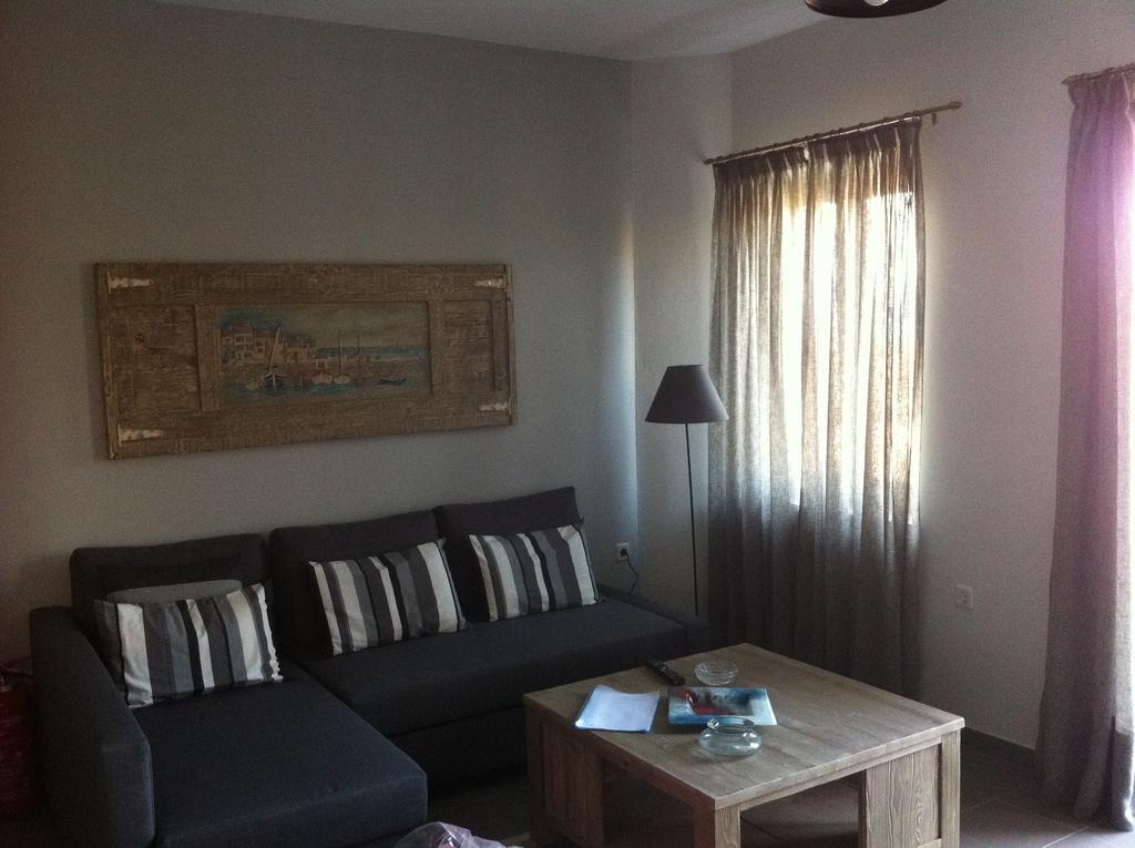 Heliades Maisonettes Митимна Стая снимка
